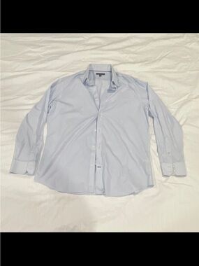 Banana Republic Light Blue Dress Shirt - Subtle Pattern